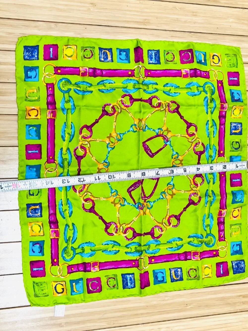 Gucci 100% Mini Scarf-Neckerchief 17